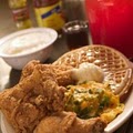 Lo Los Chicken & Waffles logo