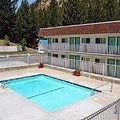 Motel 6 Mammoth Lakes image 9
