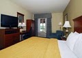 Comfort Inn & Suites image 4