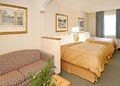 Comfort Suites image 9