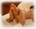 D H Reflexology logo