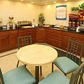 Econolodge - Choice Hotels image 10