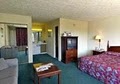 Hampton Inn & Suites Pigeon Forge-Music Road image 5