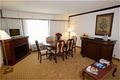 Holiday Inn Chicago Oakbrook image 9