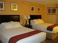Holiday Inn Express-E Windsor image 4