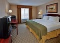 Holiday Inn Express Hotel & Suites Lansing-Leavenworth image 2