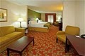 Holiday Inn Express image 4
