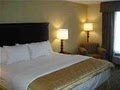 La Quinta Inn & Suites image 10