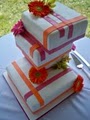 Maples Wedding Cakes image 2