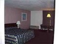 Sunday House Motor Inn image 1
