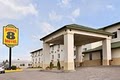 Super 8 Dodge City image 9