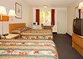 Econo Lodge image 6