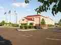 Hampton Inn Quakertown image 2