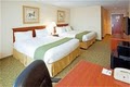 Holiday Inn Express Hotel & Suites Hagerstown image 2