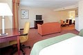 Holiday Inn Express Richmond Airport image 9