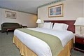 Holiday Inn Express image 6