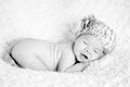 Gaby Clark Photography | Modern Newborn Photography and Baby Photography image 8