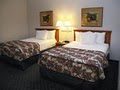 La Quinta Inn & Suites St. Louis Westport image 5