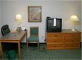 La Quinta Inn & Suites St. Louis Westport image 6