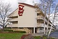 Red Roof Inn image 10