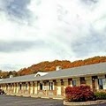 Econo Lodge image 7