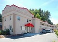 Econo Lodge image 4