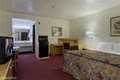 Red Roof Inn image 7
